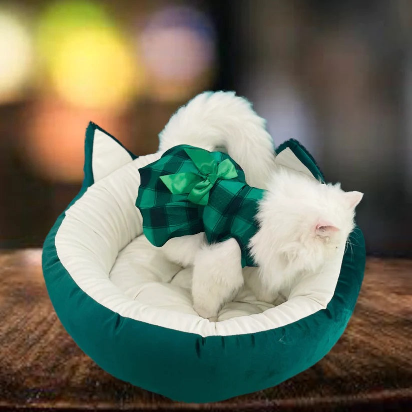 Cat Bed / Pet Bed With Ears & Tail - Cat Sofa - Green